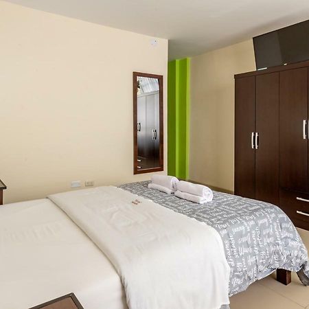 Hostal Florida Chiclayo Dış mekan fotoğraf
